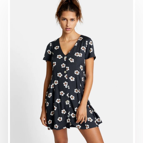 RVCA Understated Mini Dress 🌼 - Picture 5 of 8